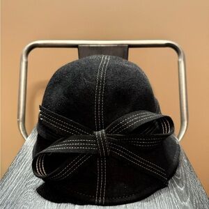 Vintage Kathy Jeanne 100 percent Woolfelt Black Women's Hat with Bow